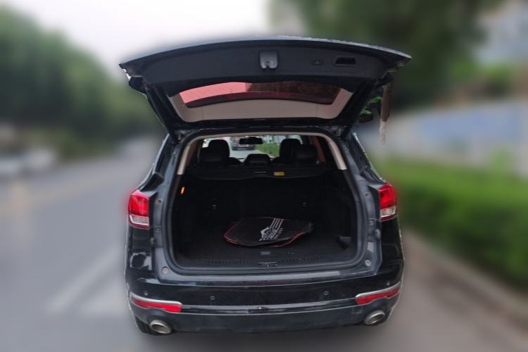 Used Hanteng X7 2018 X7S 1.5T Automatic Luxury Model Trunk