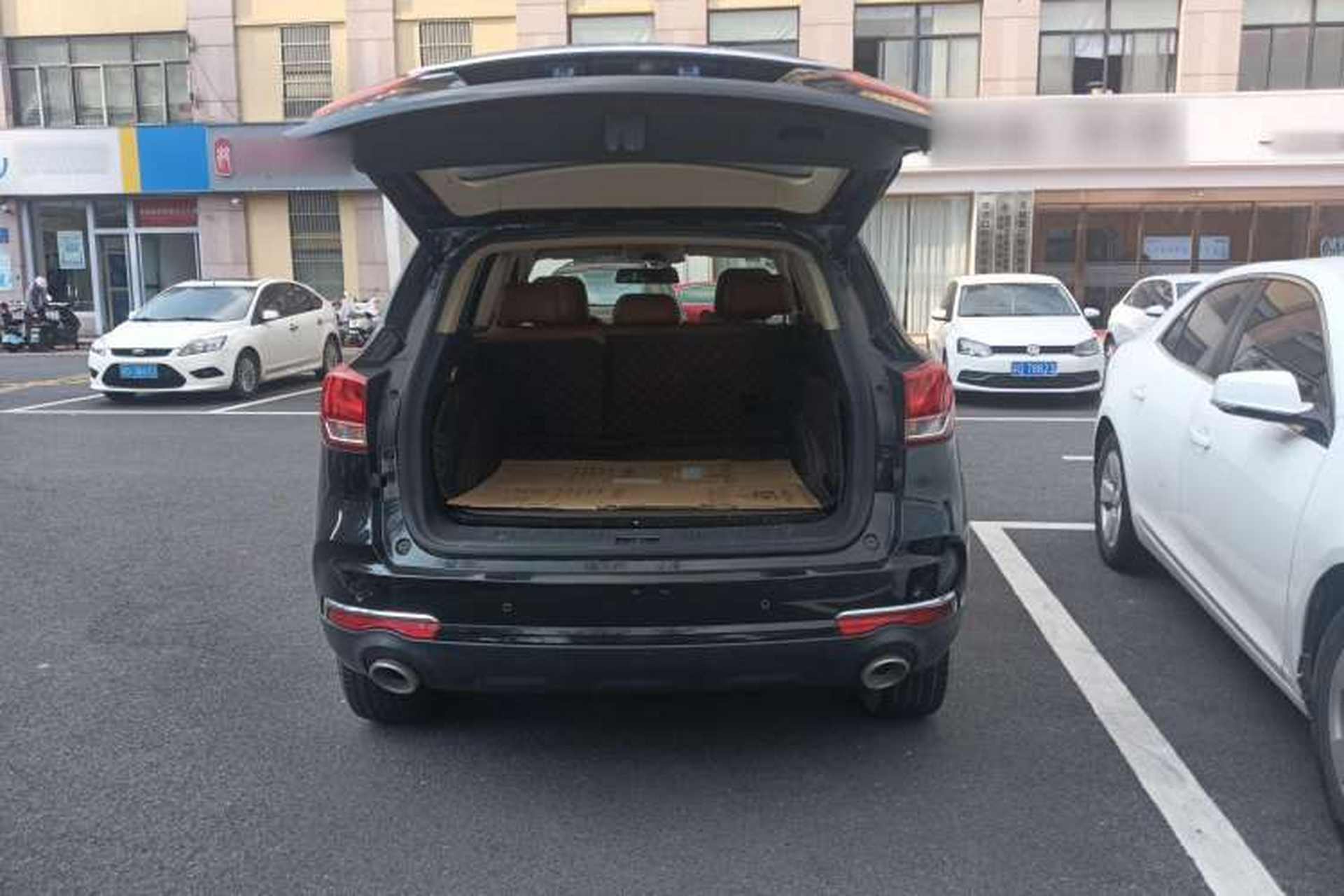 Used Hanteng X7 2018 X7S 1.5T Manual Luxury Model Trunk