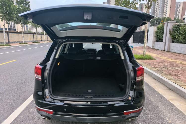 Used Hanteng X7 2018 X7S 1.5T Automatic Luxury Model Trunk