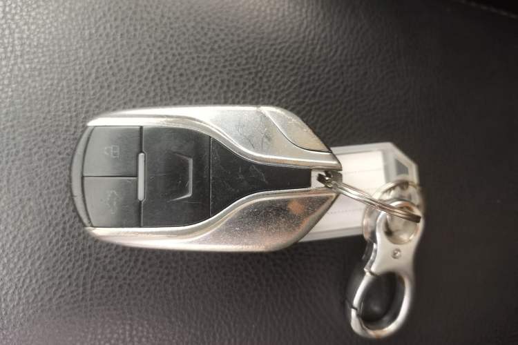 Used Hanteng X7 2018 X7S 1.5T Automatic Luxury Model Vehicle Key