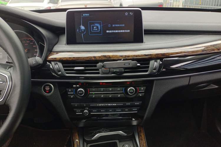 Used Hanteng X7 2018 X7S 2.0T DCT Luxury Model Audio And AC Panel