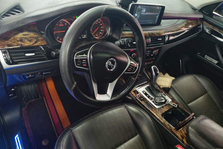 Used Hanteng X7 2018 X7S 1.5T Automatic Luxury Model Interior 2