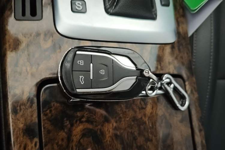 Used Hanteng X7 2018 X7S 1.5T Automatic Luxury Model Vehicle Key