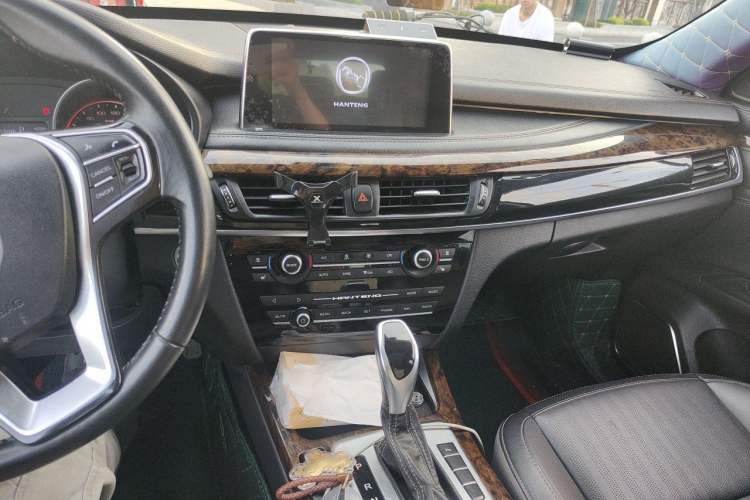 Used Hanteng X7 2018 X7S 1.5T Automatic Flagship Model Audio And AC Panel