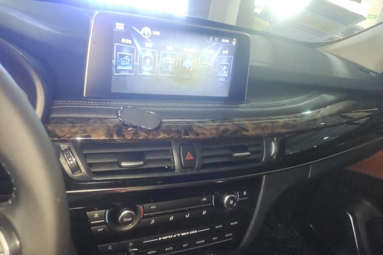 Used Hanteng X7 2018 X7S 1.5T Automatic Luxury Model Audio And AC Panel