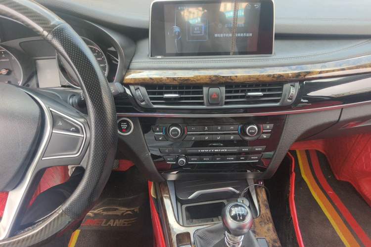 Used Hanteng X7 2018 X7S 1.5T Manual Luxury Model Audio And AC Panel