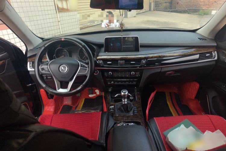 Used Hanteng X7 2018 X7S 1.5T Manual Luxury Model Center Console