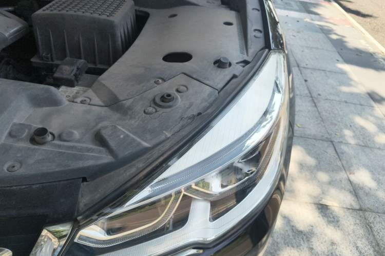 Used Hanteng X7 2018 X7S 1.5T Automatic Luxury Model Engine Bay Left