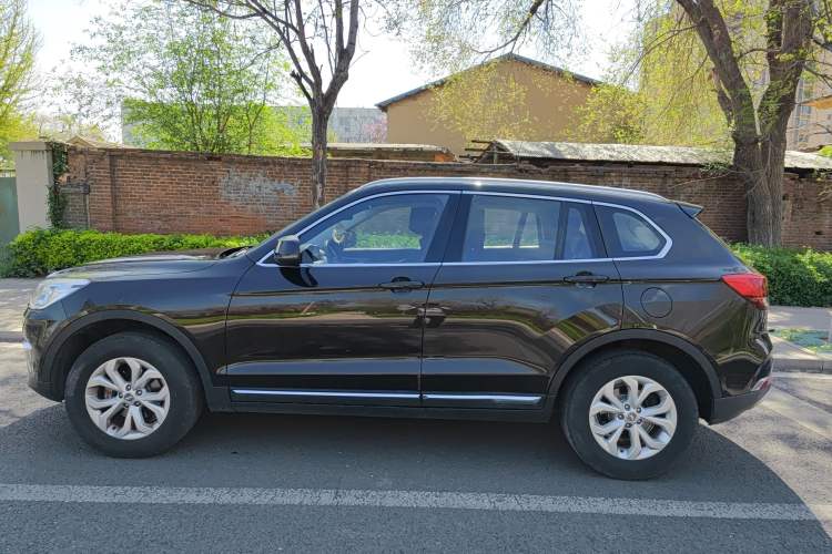 Used Hanteng X7 2018 X7S 1.5T Automatic Luxury Model Exterior 2