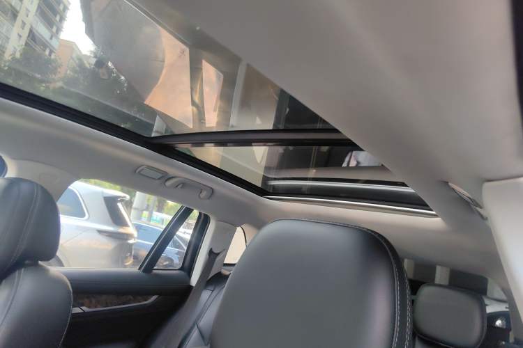 Used Hanteng X7 2018 X7S 1.5T Automatic Luxury Model Headliner