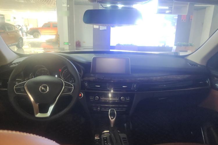 Used Hanteng X7 2018 X7S 1.5T Automatic Luxury Model Interior 2