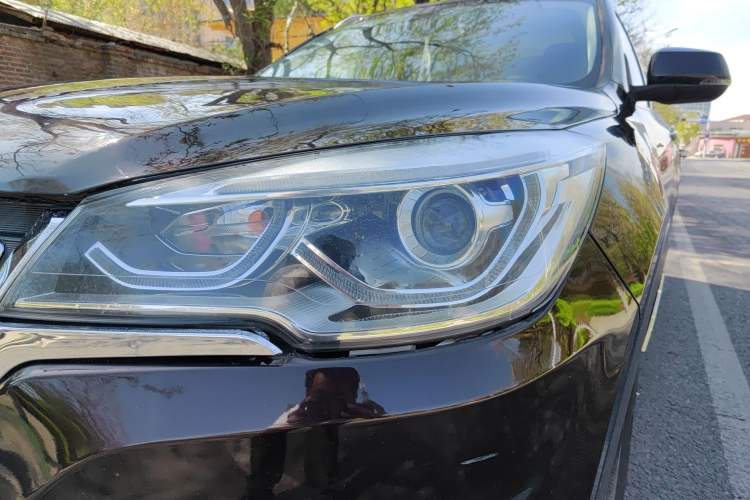Used Hanteng X7 2018 X7S 1.5T Automatic Luxury Model Left Front Headlight