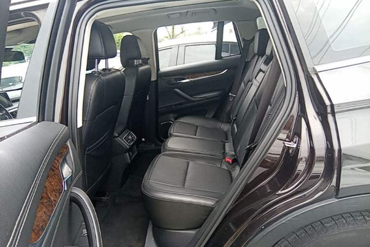 Used Hanteng X7 2018 X7S 1.5T Automatic Luxury Model Left Rear Seat