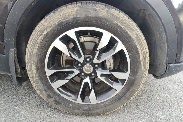 Used Hanteng X7 2018 X7S 1.5T Automatic Flagship Model Right Front Wheel Hub
