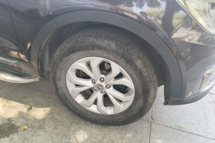 Used Hanteng X7 2018 X7S 1.5T Automatic Luxury Model Right Front Wheel Hub