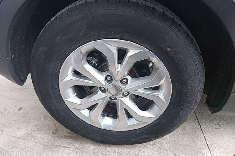 Used Hanteng X7 2018 X7S 1.5T Automatic Luxury Model Right Rear Wheel Hub