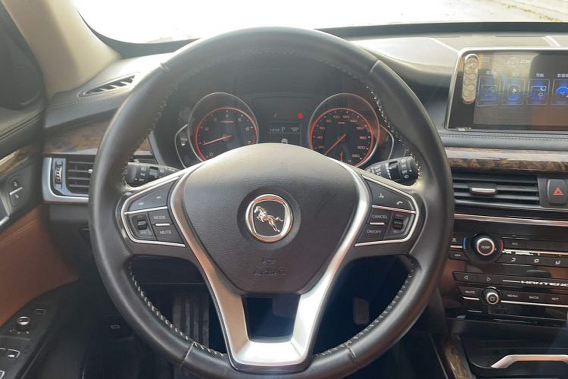 Used Hanteng X7 2018 X7S 1.5T Automatic Luxury Model Steering Wheel