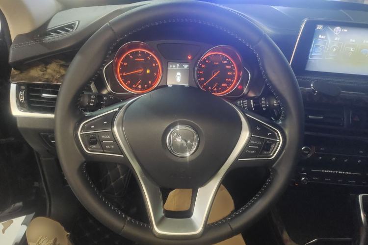 Used Hanteng X7 2018 X7S 1.5T Automatic Luxury Model Steering Wheel