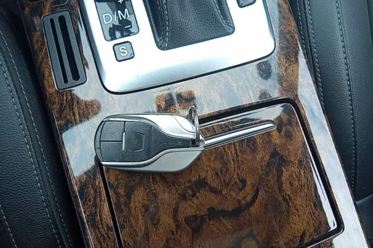 Used Hanteng X7 2018 X7S 1.5T Automatic Luxury Model Vehicle Key