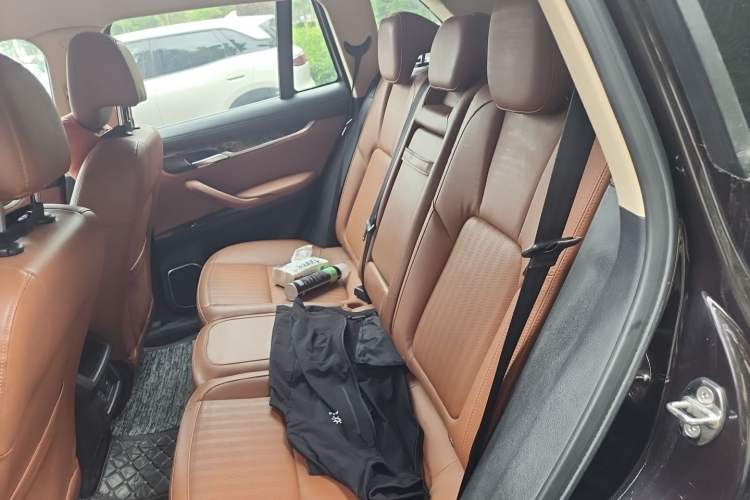 Used Hanteng X7 2018 X7S 1.5T Automatic Luxury Model Left Rear Seat