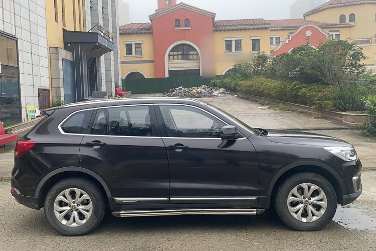Used Hanteng X7 2018 X7S 1.5T Automatic Luxury Model Exterior 2