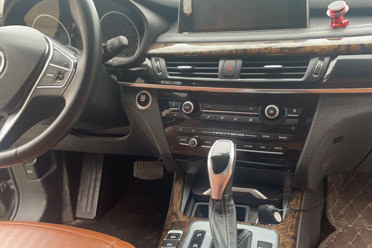Used Hanteng X7 2018 X7S 1.5T Automatic Luxury Model Interior 3