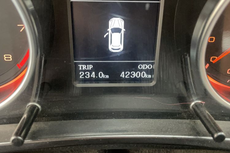 Used Hanteng X7 2018 X7S 1.5T Automatic Luxury Model Odometer Close Up