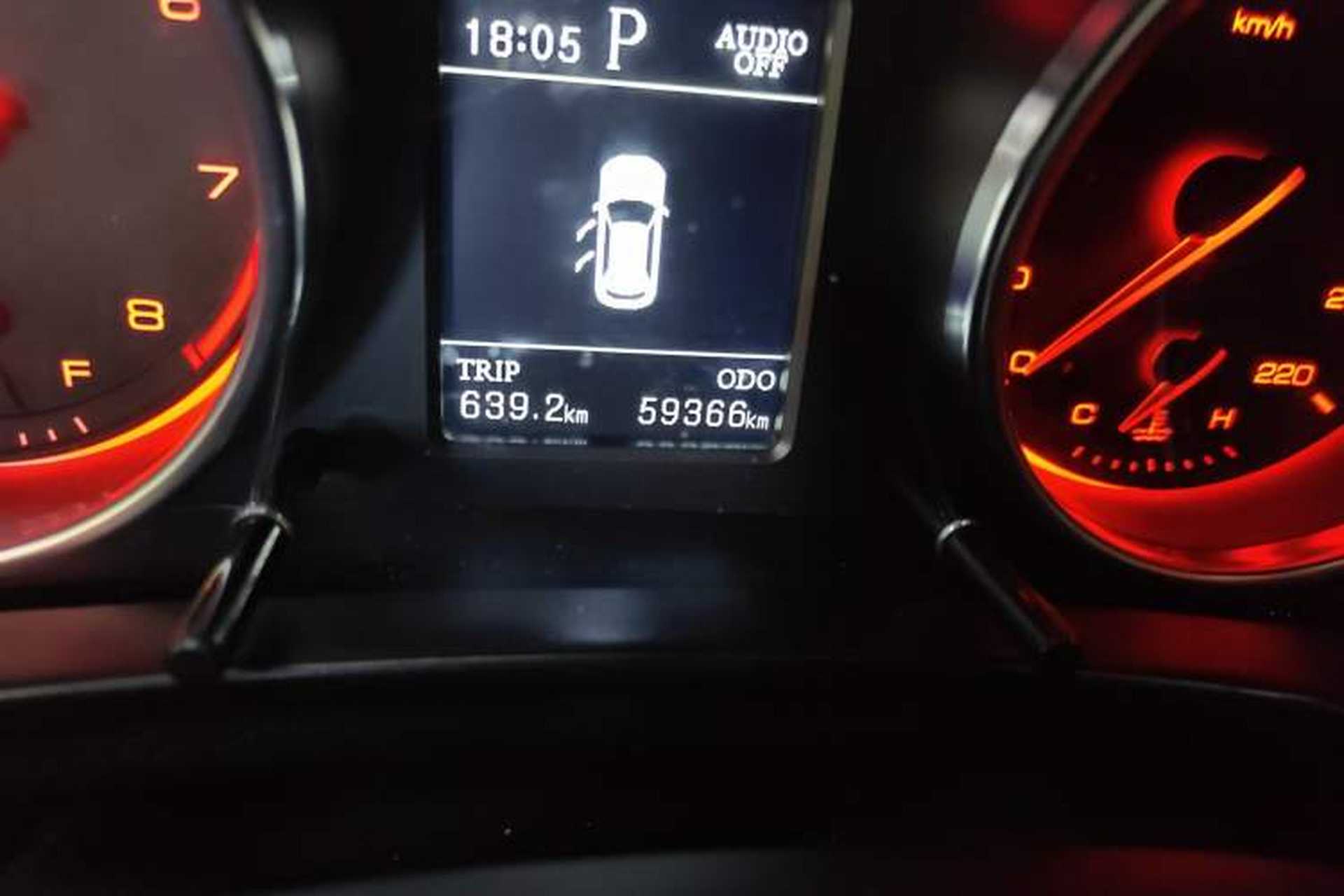 Used Hanteng X7 2018 X7S 1.5T Automatic Flagship Model Odometer Close Up