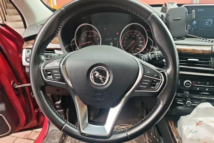 Used Hanteng X7 2018 X7S 1.5T Automatic Luxury Model Steering Wheel