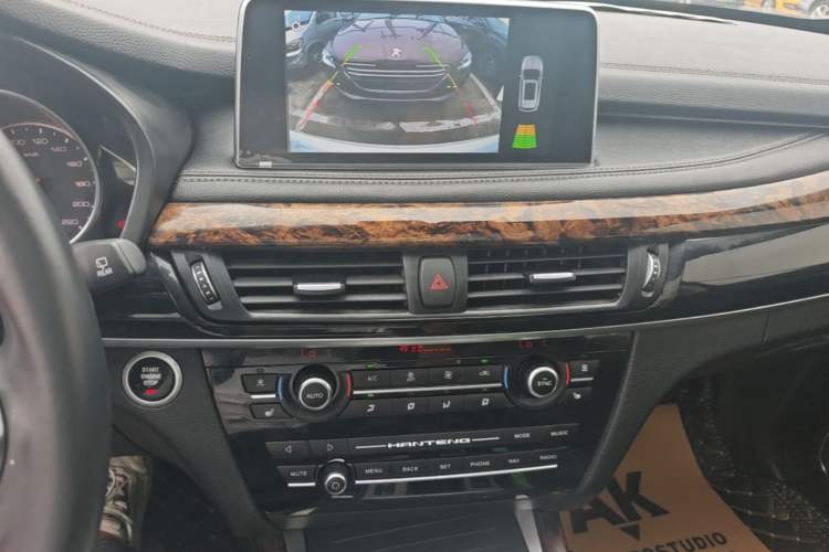 Used Hanteng X7 2018 X7S 1.5T Automatic Luxury Model Audio And AC Panel