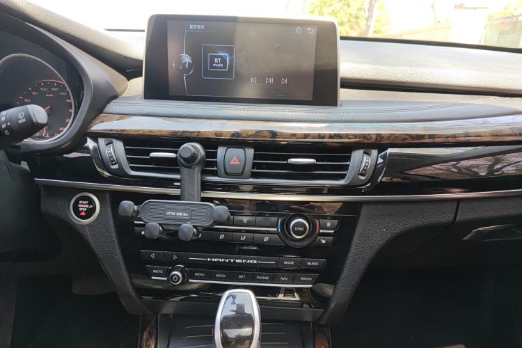 Used Hanteng X7 2018 X7S 1.5T Automatic Luxury Model Audio And AC Panel