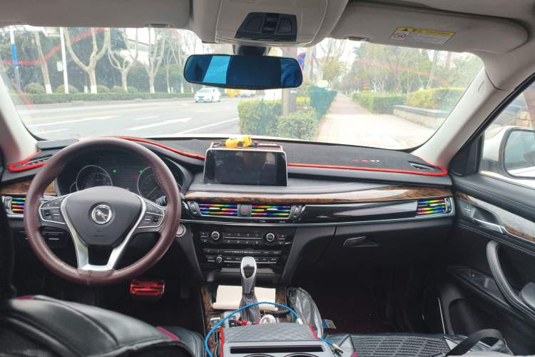 Used Hanteng X7 2018 X7S 1.5T Automatic Luxury Model Center Console
