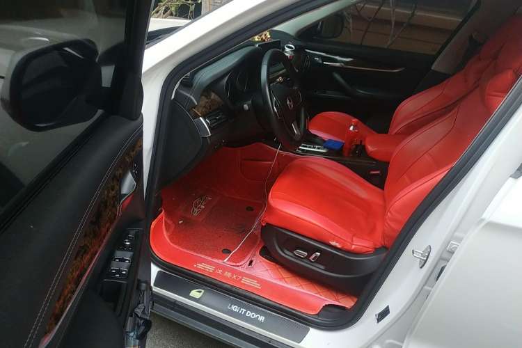 Used Hanteng X7 2018 X7S 1.5T Automatic Luxury Model Driver Seat