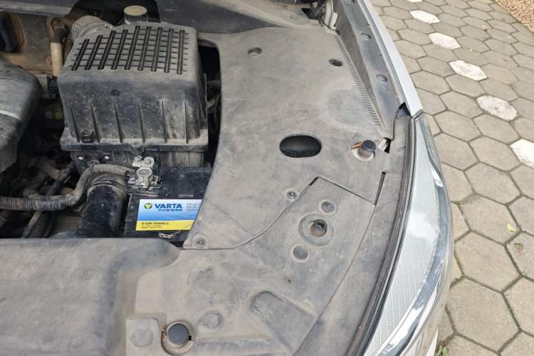 Used Hanteng X7 2018 X7S 1.5T Automatic Luxury Model Engine Bay Left