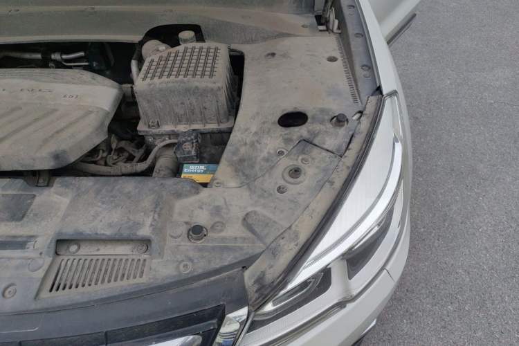 Used Hanteng X7 2018 X7S 1.5T Automatic Luxury Model Engine Bay Left