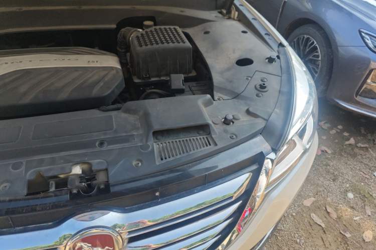 Used Hanteng X7 2018 X7S 1.5T Automatic Luxury Model Engine Bay Left