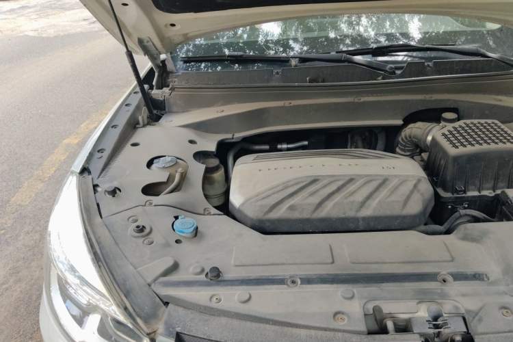 Used Hanteng X7 2018 X7S 1.5T Automatic Luxury Model Engine Bay Right