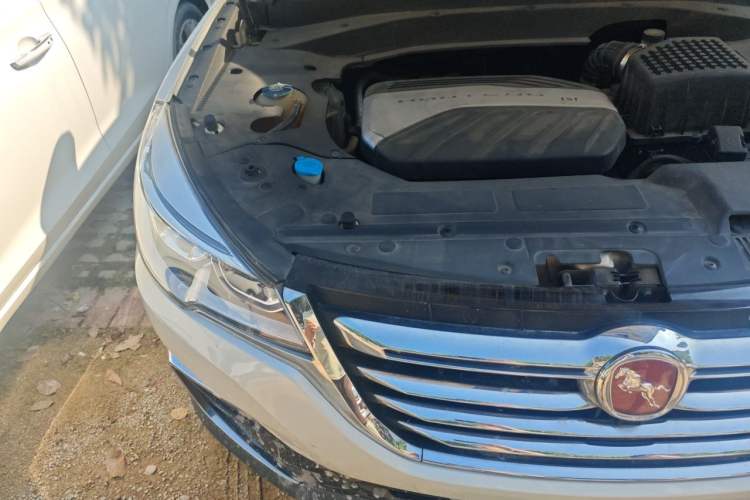 Used Hanteng X7 2018 X7S 1.5T Automatic Luxury Model Engine Bay Right