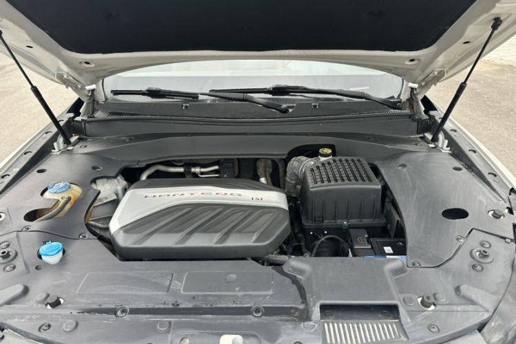 Used Hanteng X7 2018 X7S 1.5T Automatic Luxury Model Engine Bay