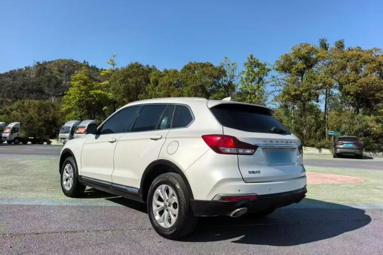 Used Hanteng X7 2018 X7S 1.5T Automatic Luxury Model Exterior 2