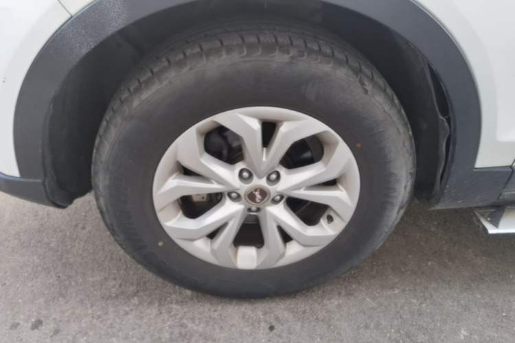 Used Hanteng X7 2018 X7S 1.5T Automatic Luxury Model Exterior 4