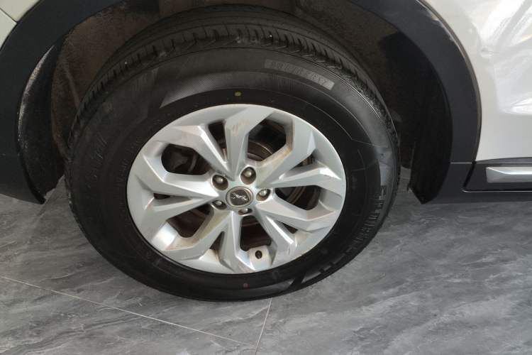 Used Hanteng X7 2018 X7S 1.5T Automatic Luxury Model Exterior 5