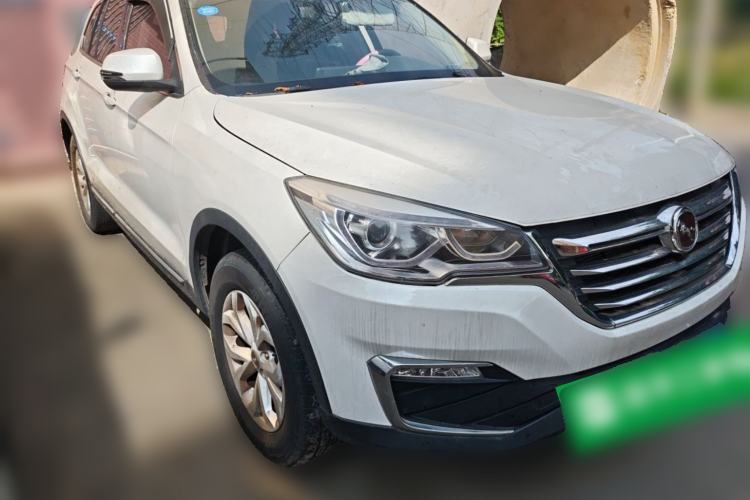 Used Hanteng X7 2018 X7S 1.5T Automatic Luxury Model Front Right 45 Deg