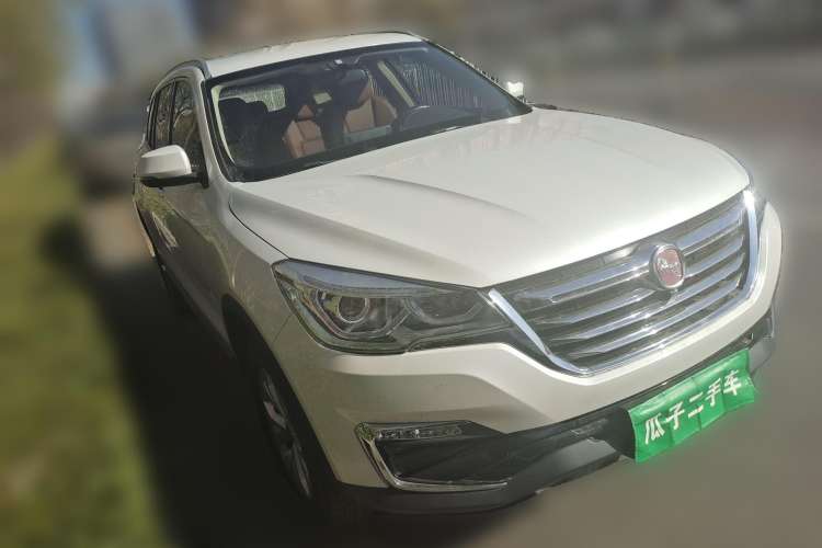 Used Hanteng X7 2018 X7S 1.5T Automatic Luxury Model Front Right 45 Deg