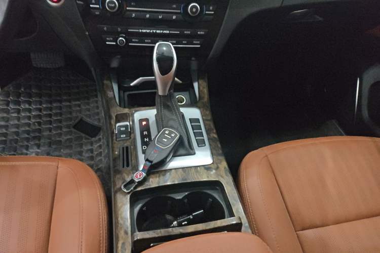 Used Hanteng X7 2018 X7S 1.5T Automatic Luxury Model Gear Lever