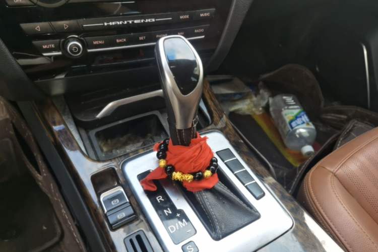 Used Hanteng X7 2018 X7S 1.5T Automatic Luxury Model Gear Lever