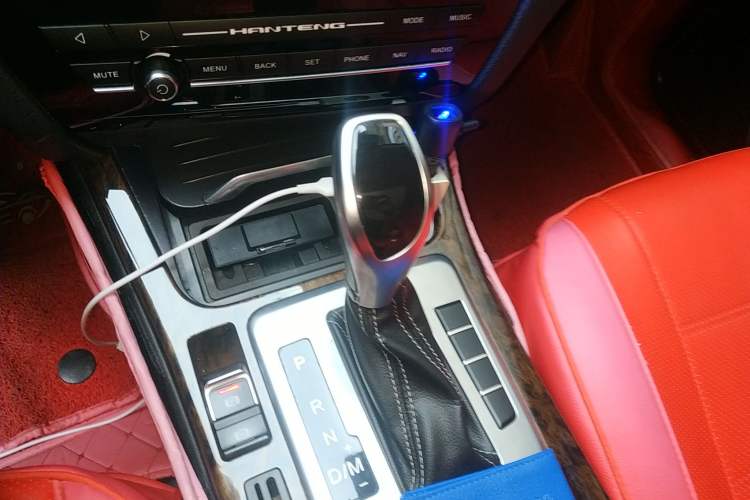 Used Hanteng X7 2018 X7S 1.5T Automatic Luxury Model Gear Lever