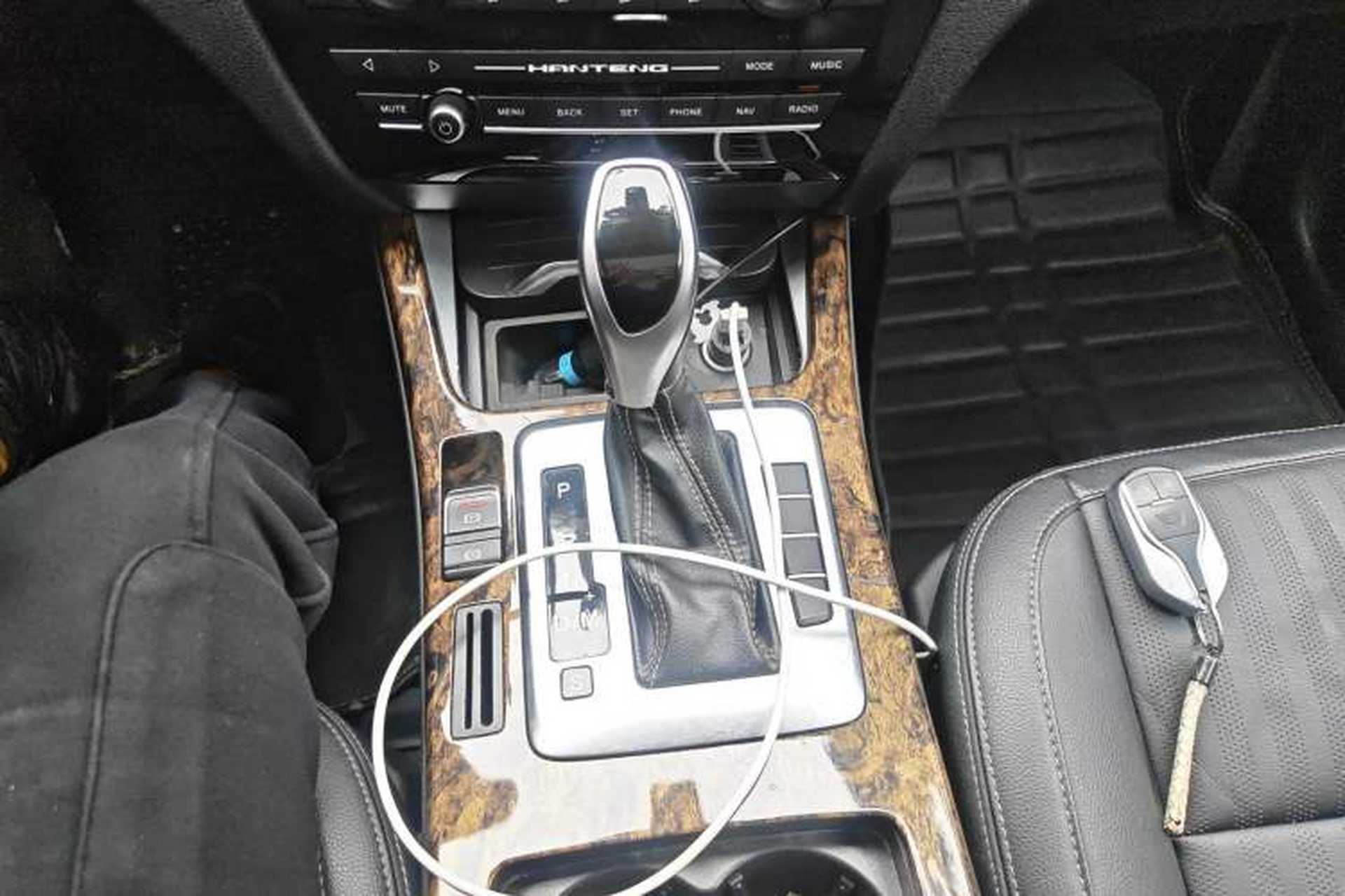 Used Hanteng X7 2018 X7S 1.5T Automatic Luxury Model Gear Lever
