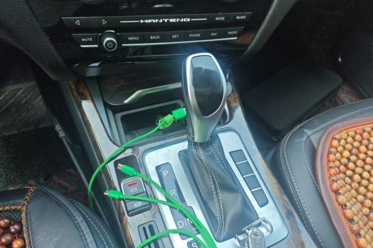 Used Hanteng X7 2018 X7S 1.5T Automatic Luxury Model Gear Lever