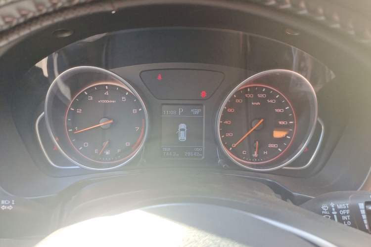 Used Hanteng X7 2018 X7S 1.5T Automatic Luxury Model Instrument Cluster